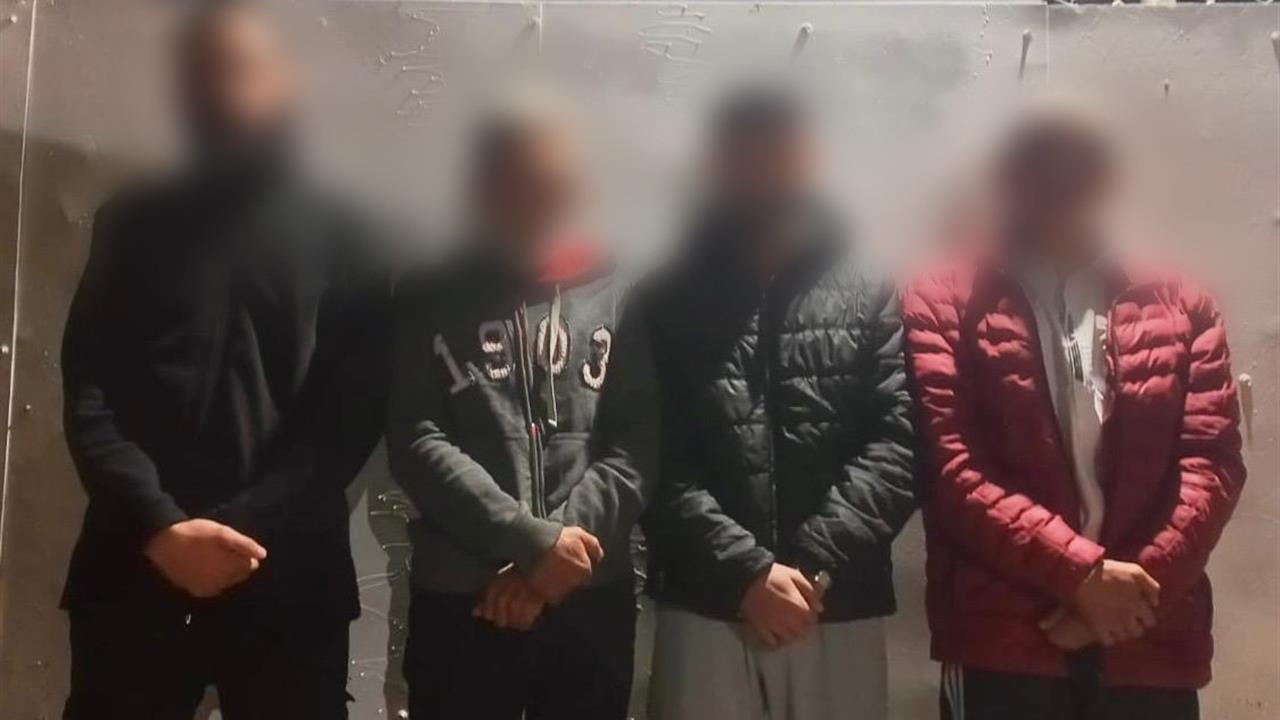 Konya'da 5 Göçmen Kaçakçısı Tutuklandı, 13 Düzensiz Göçmen Sınır Dışı Edildi