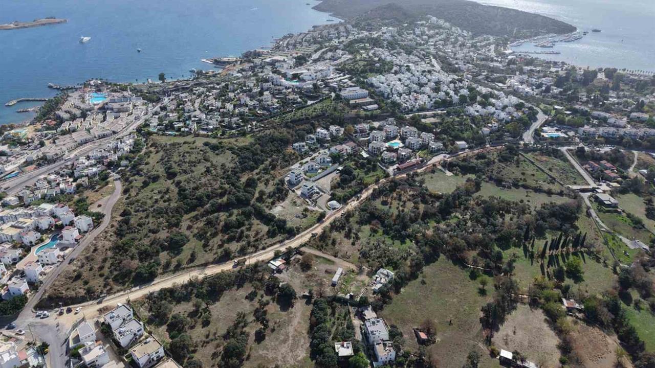 Muğla Bodrum'da Bergamut Caddesi'nde Su Hatları Yenilendi