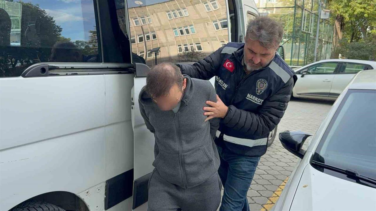 Samsun İlkadım'da Uyuşturucu Ticaretinden Gözaltına Alınan İki Şahıs Adliyeye Sevk Edildi