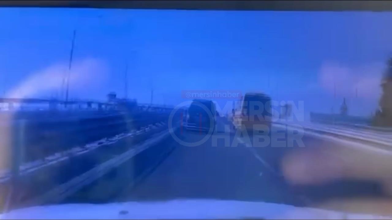 Mersin'de Ters Yönden Gelen Araç Trafiği Tehlikeye Attı