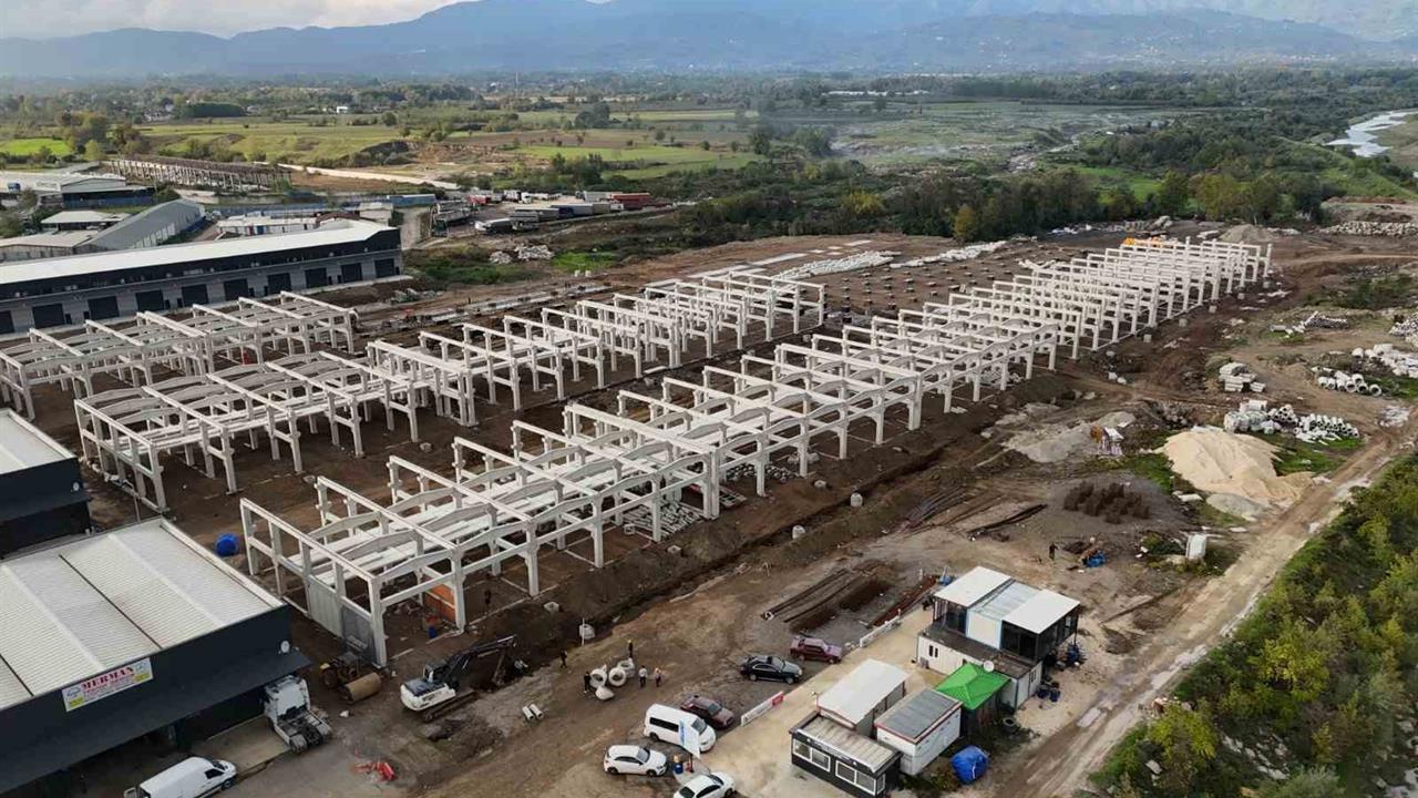 Düzce Akınlar Mahallesi'nde Sanayi Sitesi İnşaat Çalışmaları Hızla İlerliyor