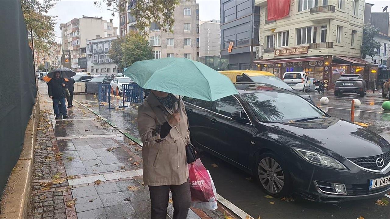 Kırklareli'de Sağanak Yağışlar, Vatandaşları Zor Durumda Bıraktı