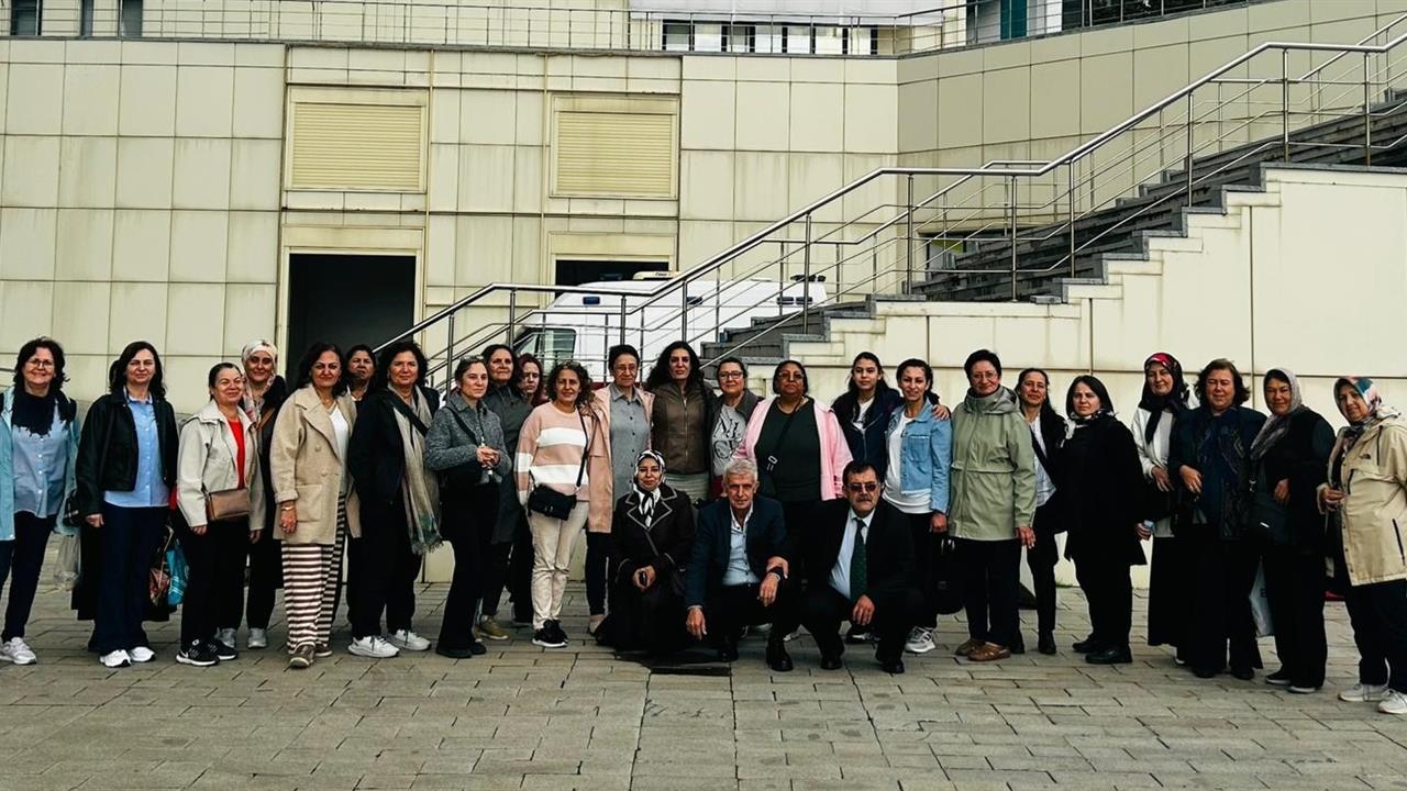 Eskişehir Terziler Odası, İzmir Fuarı'nda Sektör Yeniliklerini İnceledi