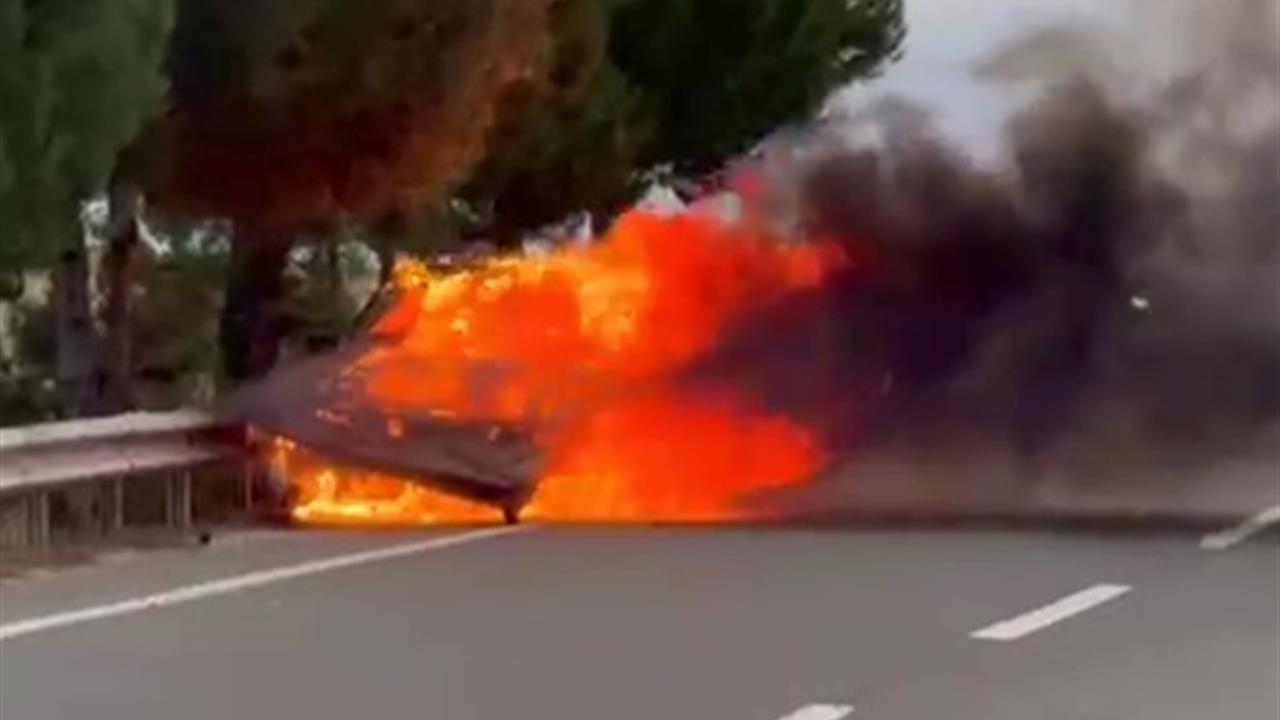 Edirne'de Seyir Halindeki Otomobil Alev Aldı