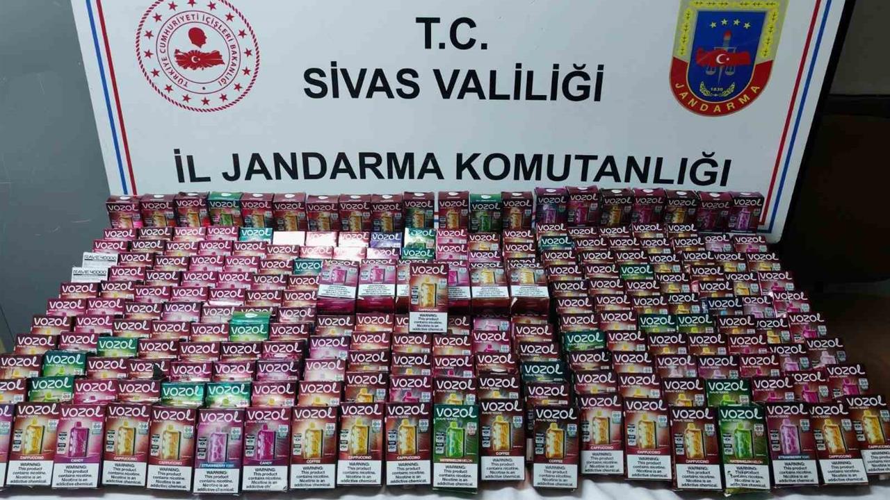 Sivas Merkez'de Kaçak Tütün Operasyonu Kapsamında 4 Şüpheli Yakalandı