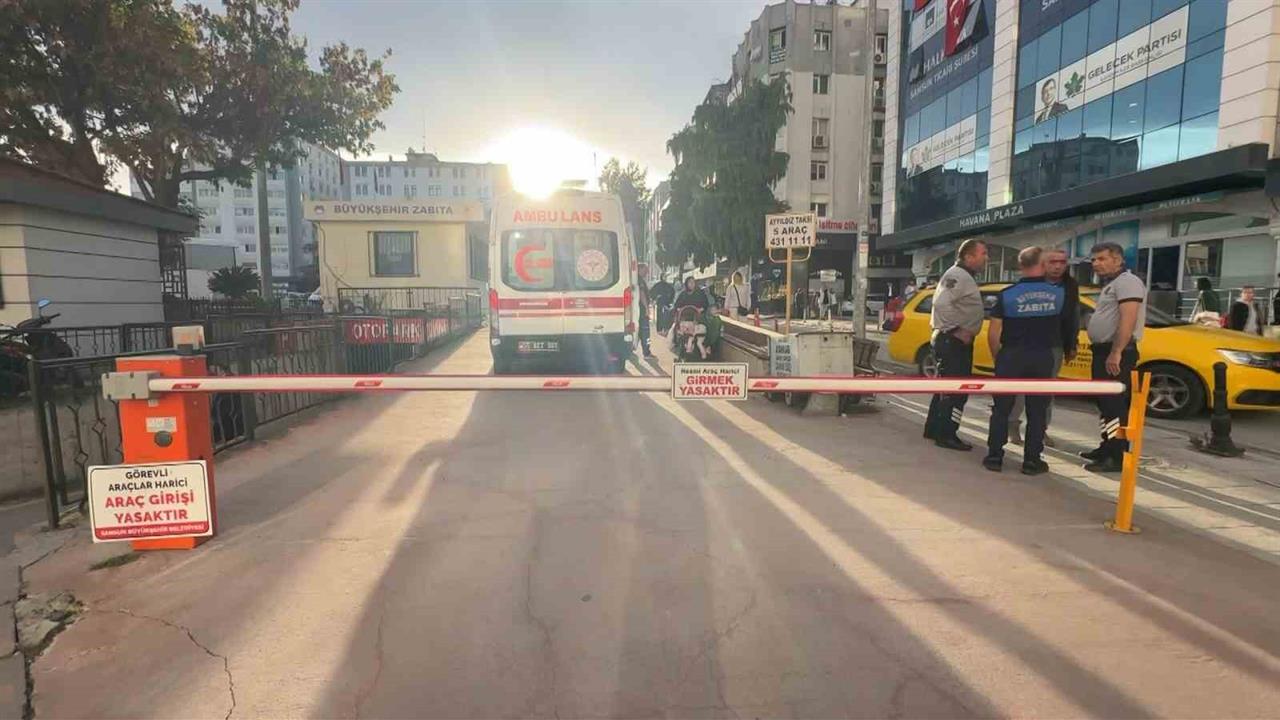 Samsun’da kaza: Yayanın kafasına bariyer çarptı