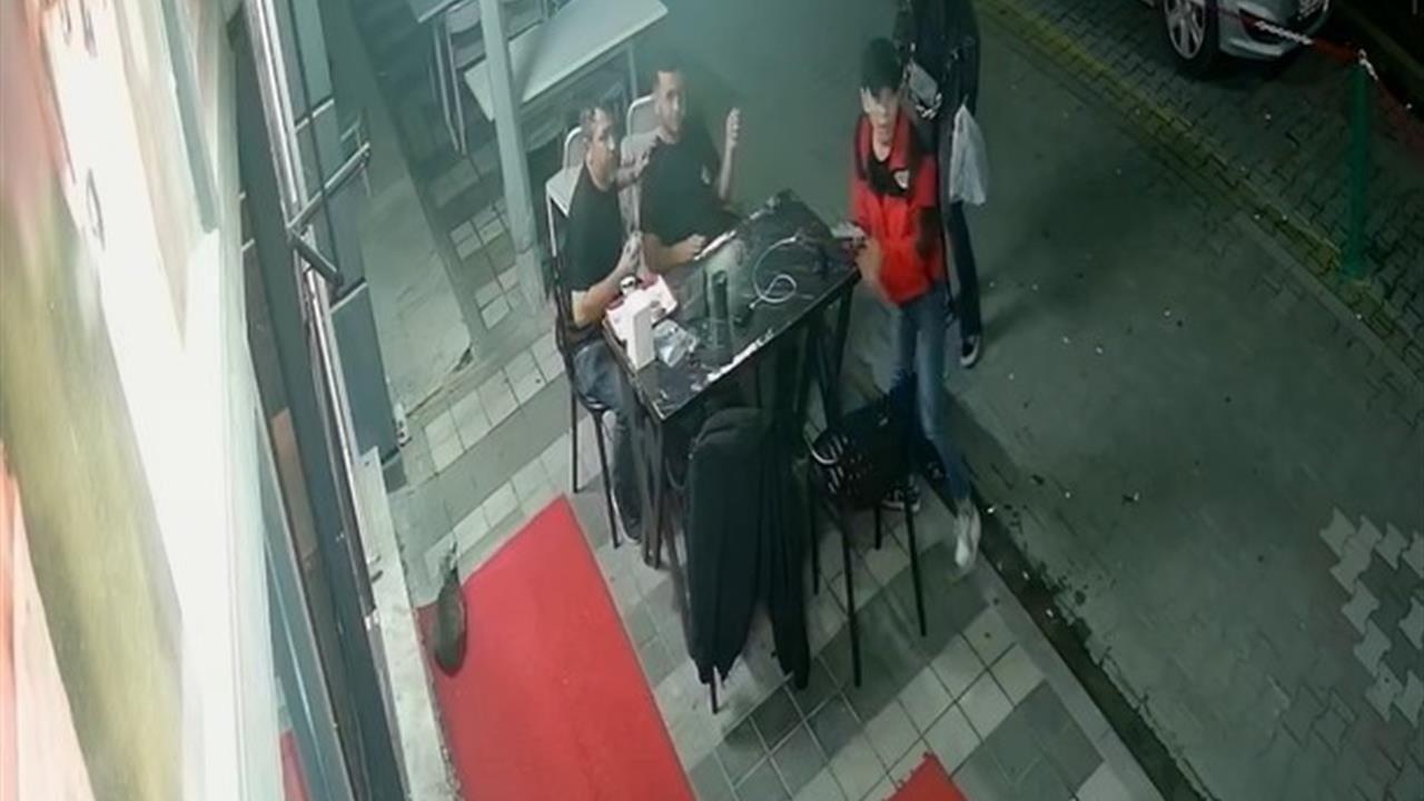 Manisa'da Hissedilen Balıkesir Sındırgı Depremi Panik Yarattı