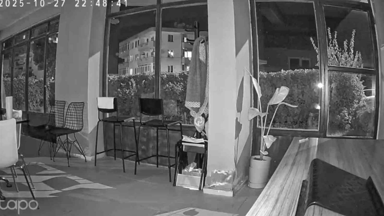 Bursa'da Şimşek Çaktıktan Sonra 6.1 Büyüklüğünde Deprem Hissedildi