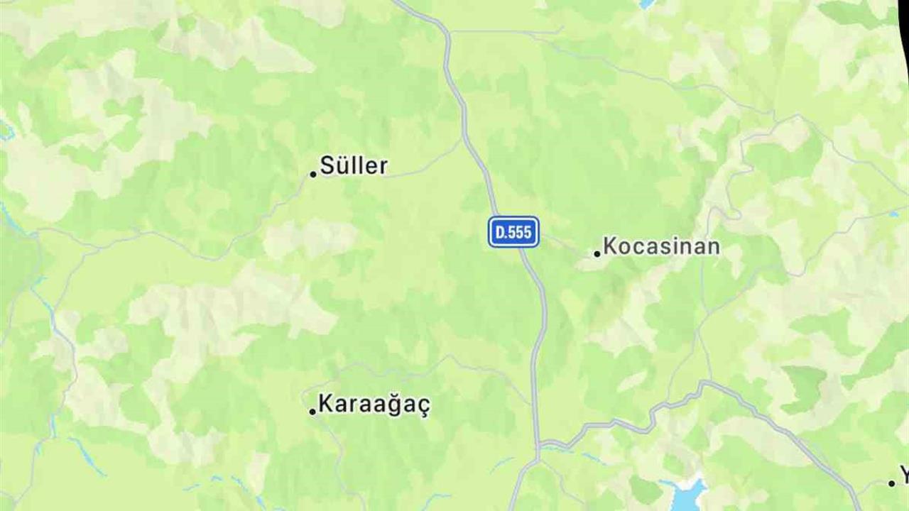 İçişleri Bakanı Ali Yerlikaya, Sındırgı'ya 20 kilometre mesafede olduğunu açıkladı.