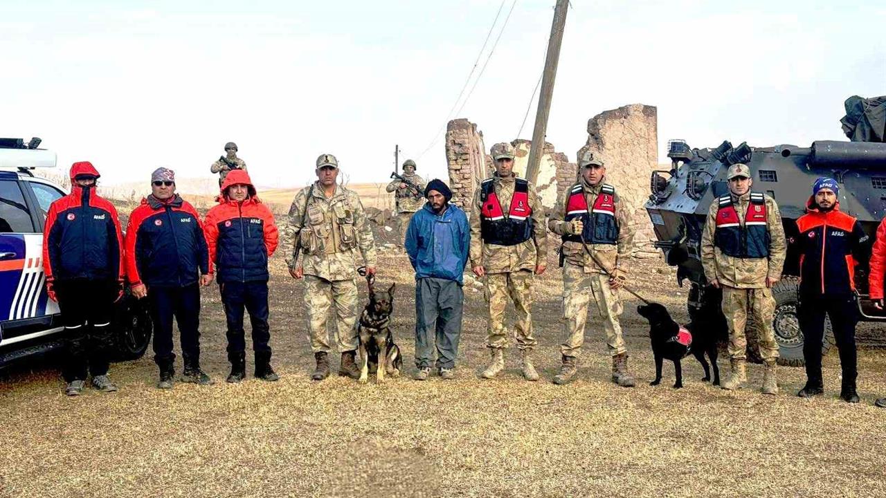 Van Özalp'ta Kayıp Olan F.Y. Jandarma Tarafından Bulundu