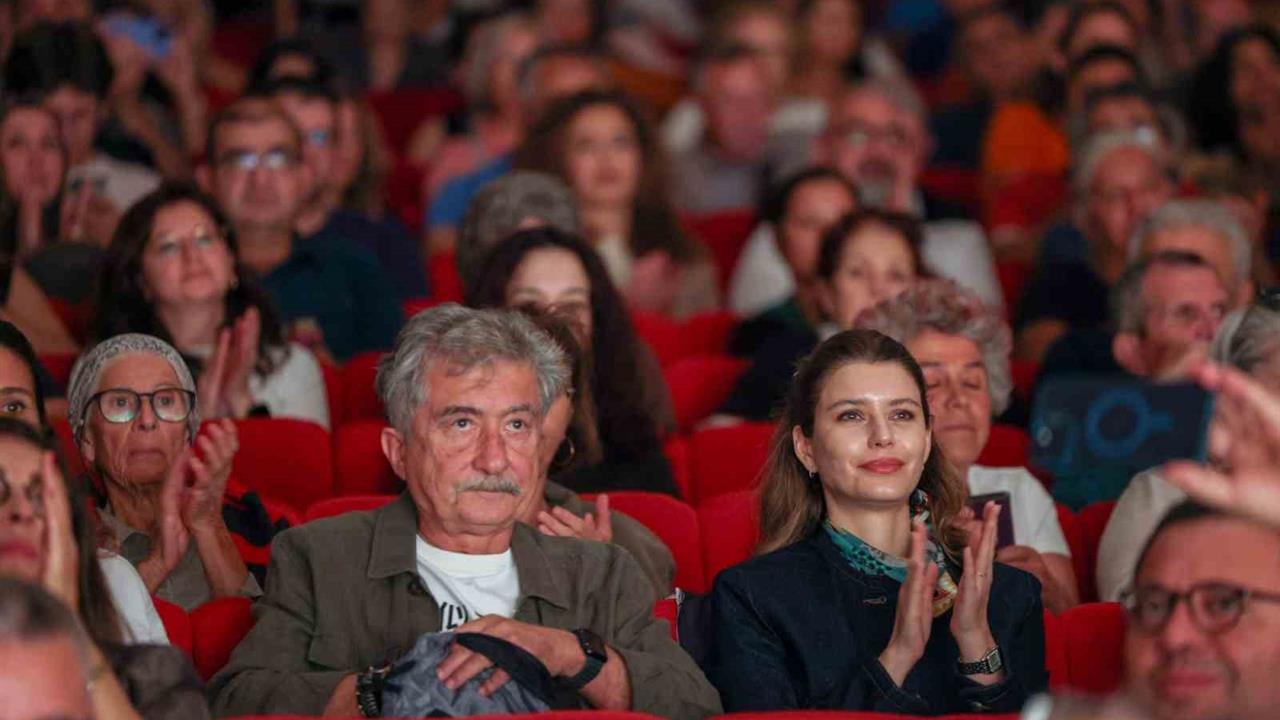 Antalya'da Altın Portakal Festivali'nde Hayatta Kalma Temalı Filmler Gösterildi