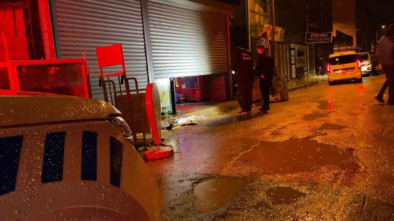 Bursa İnegöl'de Bir Tekel Bayisine Silahlı Saldırı Düzenlendi