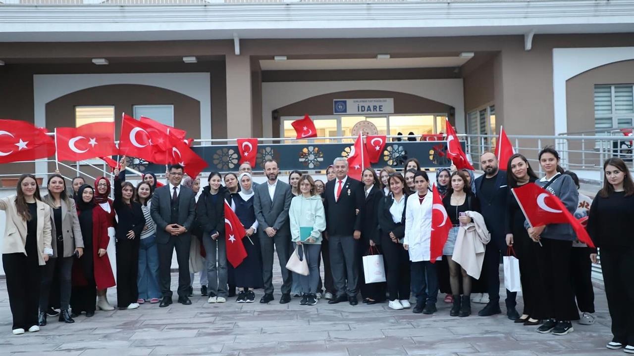 Kütahya Merkez'de "Vatan ve Kahramanlık Buluşmaları" Etkinliği Gerçekleşti