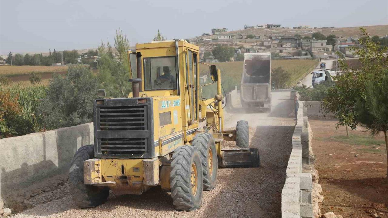 Haliliye'de Bamyasuyu, Havşanlı ve Üçkonak Mahallelerinde Yol Çalışmaları Başladı