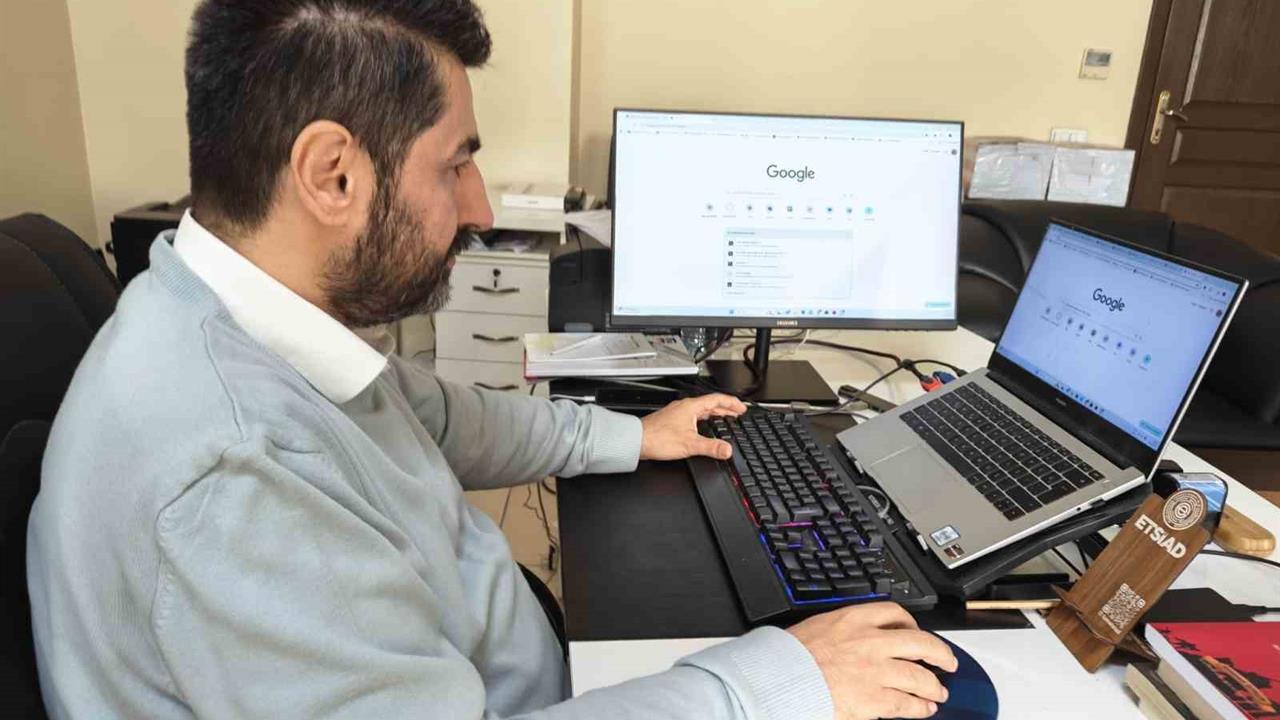 Kayseri'de Eğitimciler, Ekran Zorbalığına Karşı Daha Fazla Çalışma Yapmalı