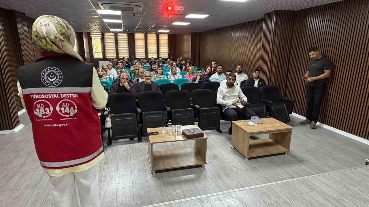 Siirt'te "Koruyucu Aile" Eğitimi, Personellere Yönelik Gerçekleştirildi