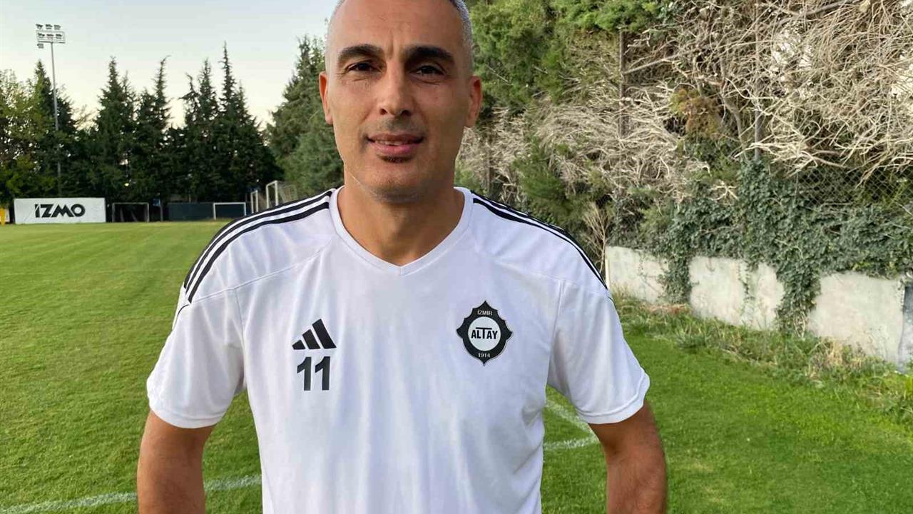 İzmir Karşıyaka'da Murat Uluç, Derbi Sonrası Özür Diledi