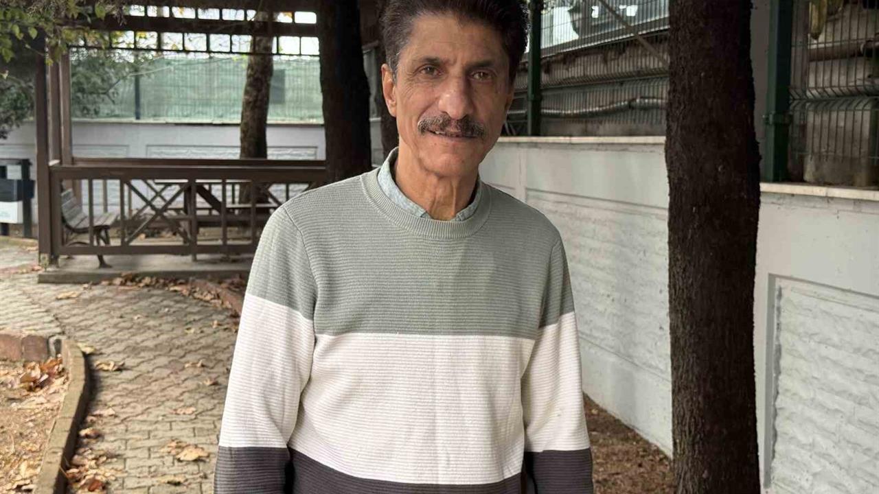 İstanbul Esenyurt’ta Yaşayan Diyarbakırlı Şair FETÖ’ye Şiirle Tepki Gösterdi