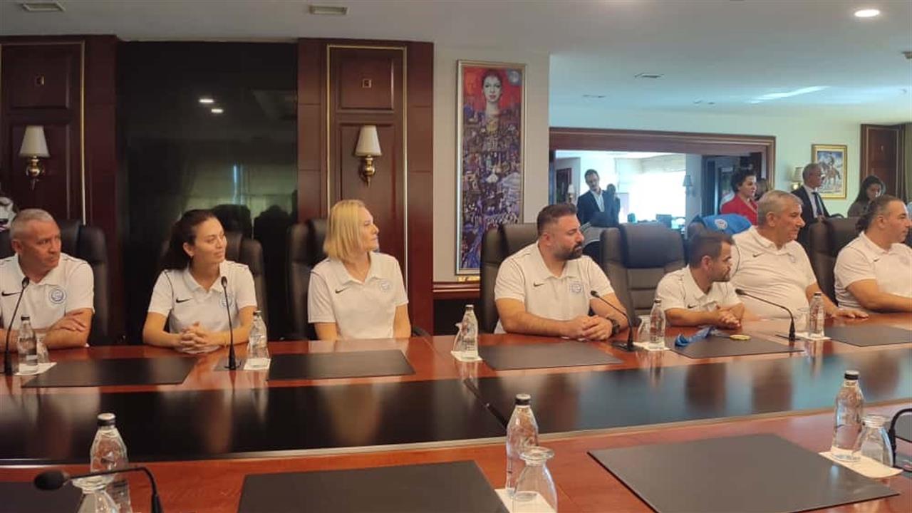 Ankara'da ABB Başkanı Yavaş, Sporcuların Başarılarını Kutladı