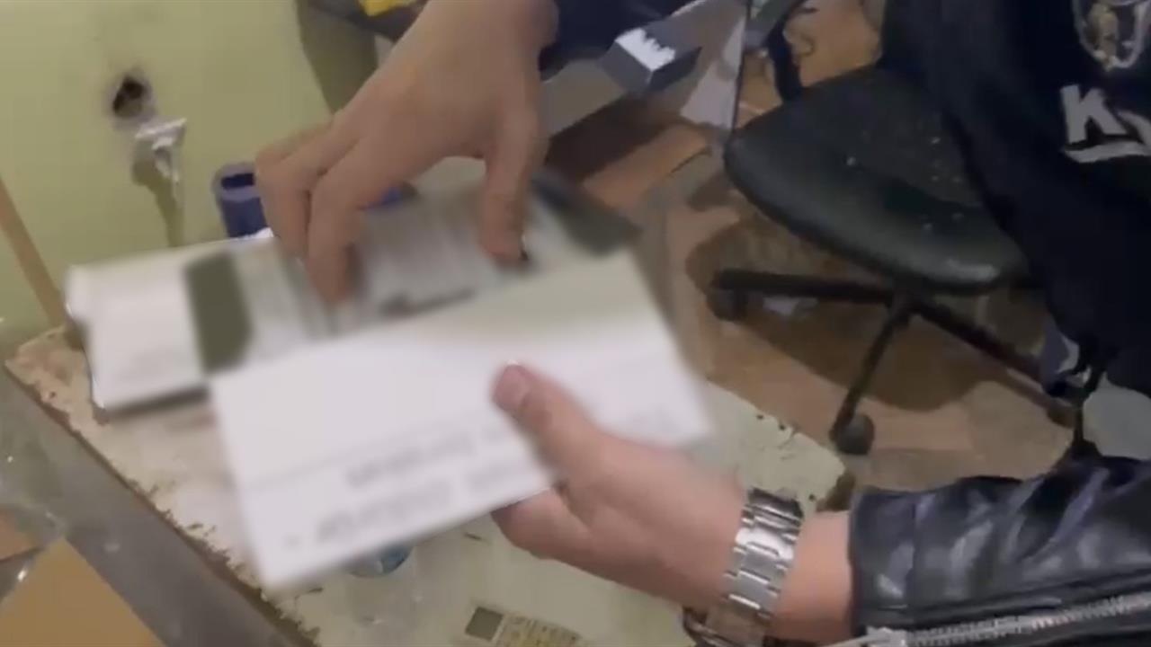 Samsun İlkadım'da Düzenlenen Operasyonda 10 Bin Makaron Ele Geçirildi