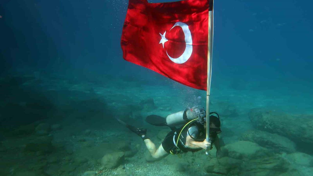 Fethiye Dalyan Koyu'nda 29 Ekim Cumhuriyet Bayramı Coşkuyla Kutlandı