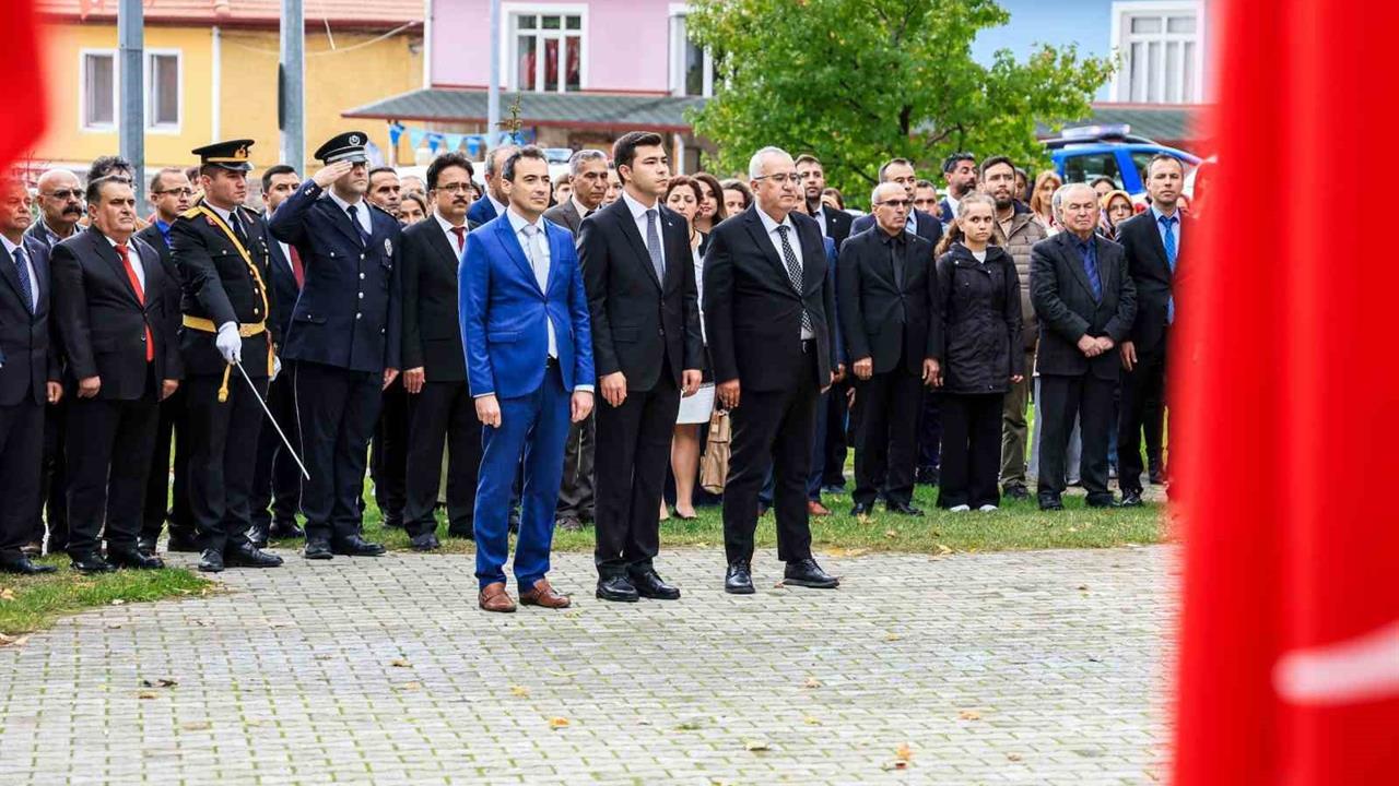 Çameli'de 29 Ekim Cumhuriyet Bayramı Kutlamaları Törenle Başladı