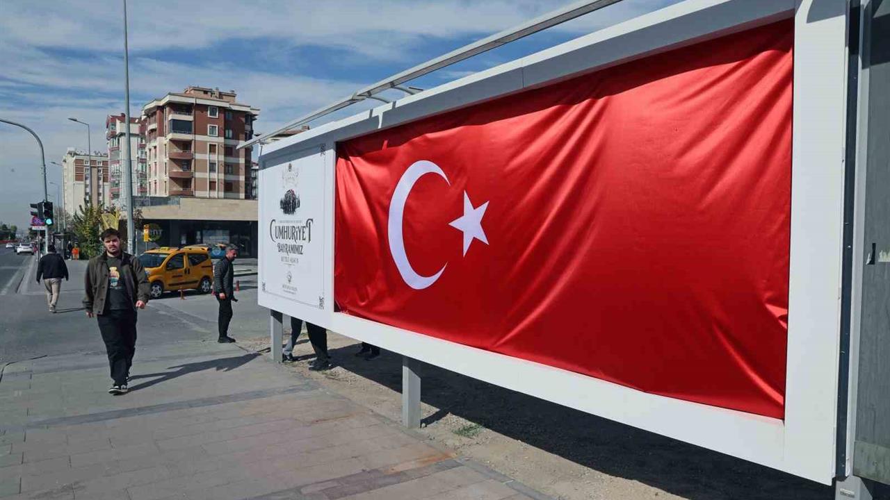 Talas Belediyesi, Cumhuriyet Bayramı İçin Özel Etkinlikler Düzenliyor