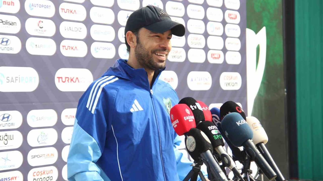 Kocaeli Kocaelispor Teknik Direktörü Selçuk İnan, Başakşehir maçı öncesi açıklamalarda bulundu.