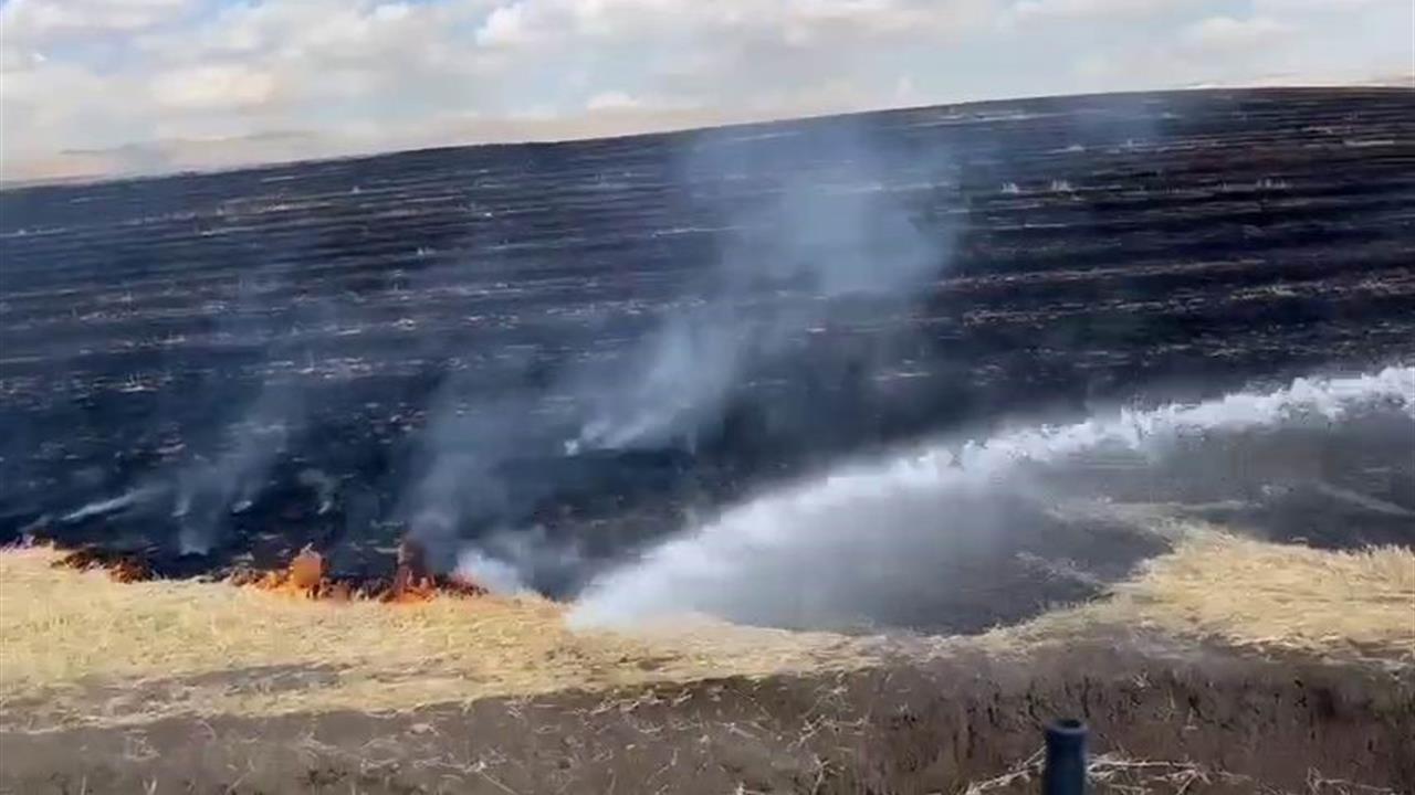 Diyarbakır Silvan'da Anız Yangını Nedeniyle Büyük Alan Yandı