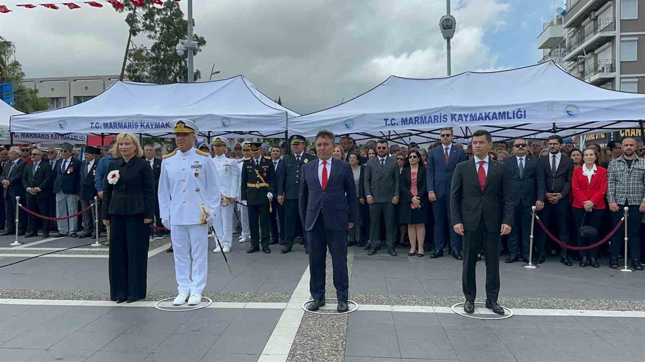 Muğla Marmaris'te Cumhuriyetin 102. Yıldönümü Kutlandı