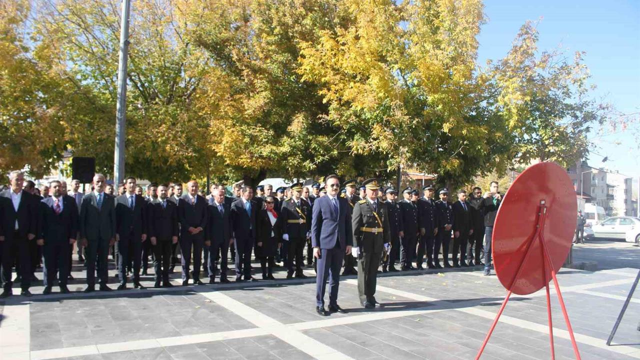 Malazgirt'te 29 Ekim Cumhuriyet Bayramı Coşkuyla Kutlanıyor
