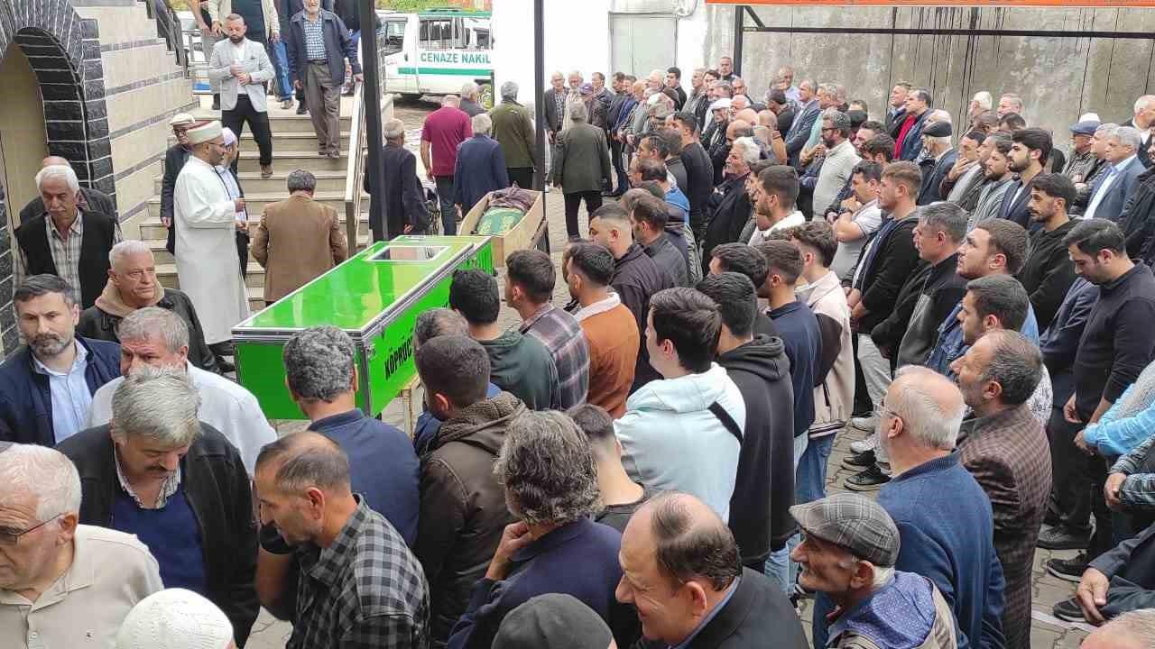 Erzurum Oltu'da Babası Tarafından Vurulan Oğul İçin Cenaze Düzenlendi