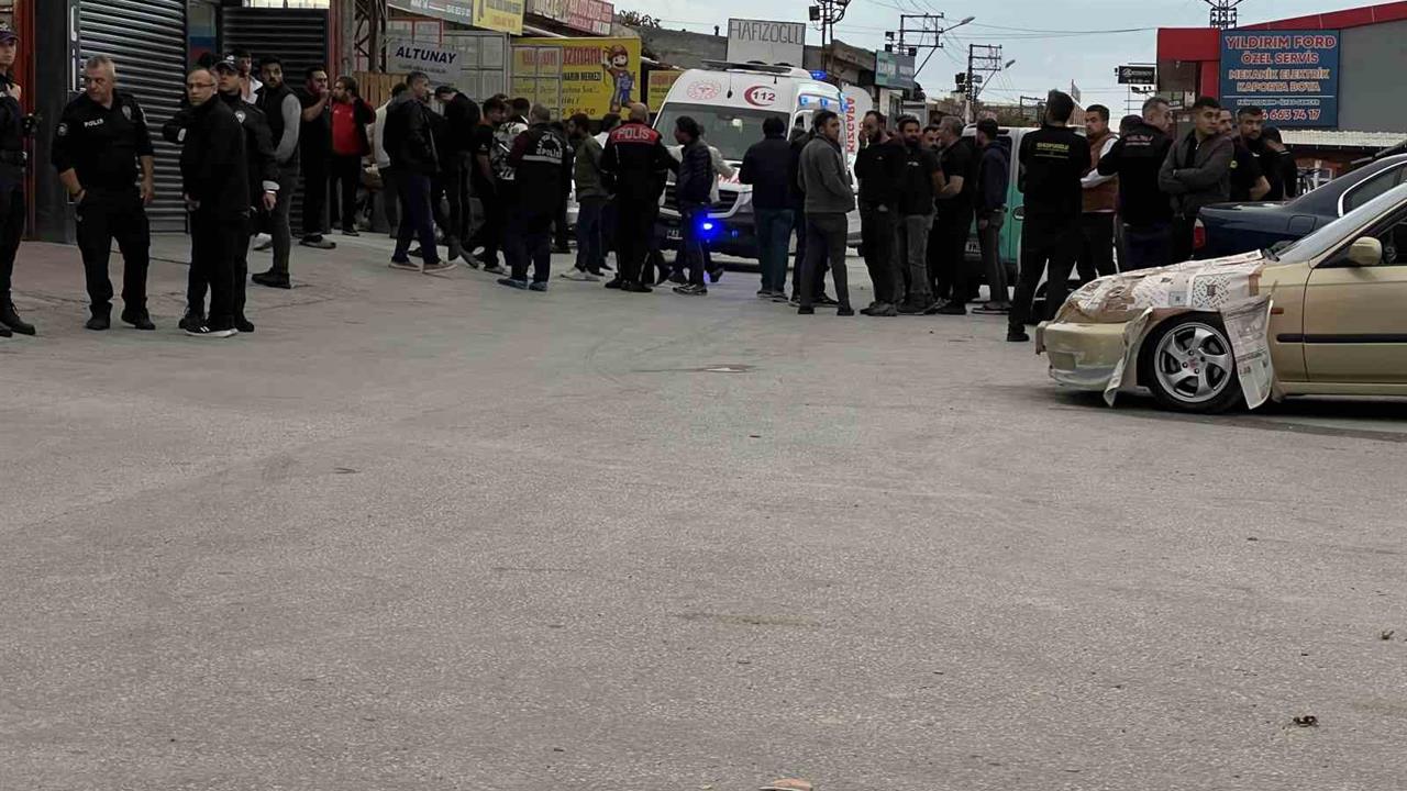 Konya Selçuklu'da Bir İş Yerine Gelen Kişi 12 Kişiyi Yaraladı