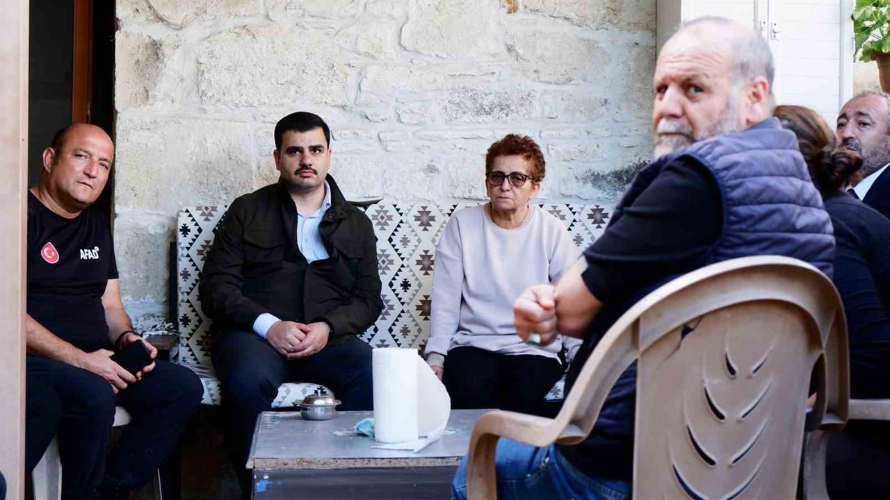 İzmir Foça'da Sel Felaketinden Etkilenen Mahallelere Ziyaret Gerçekleştirildi