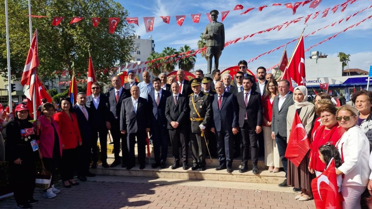 Tarsus TSO Meclis Başkanı Hüsnü Yağcı , Cumhuriyet Bayramı Törenine Katıldı