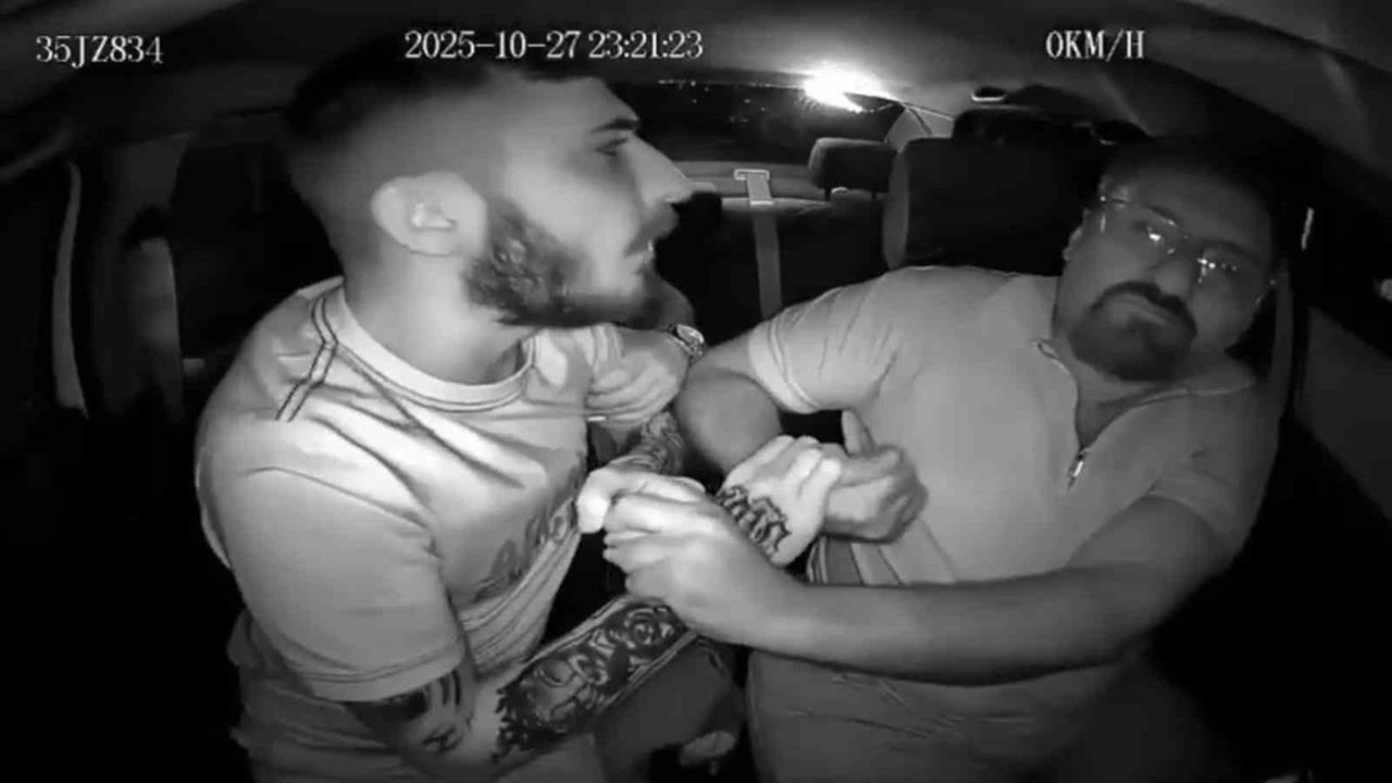 İzmir Bayraklı'da Taksi Şoförü Ü.Ü.'ye Saldırı Gerçekleşti