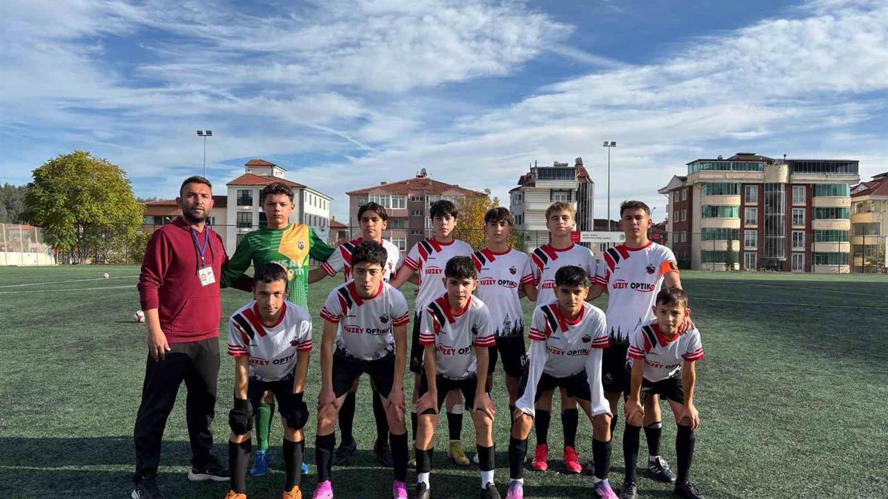 Bilecik U14 Gençler Ligi'nde BFA, Güneşspor'u 9-0 yenerek dikkat çekti.