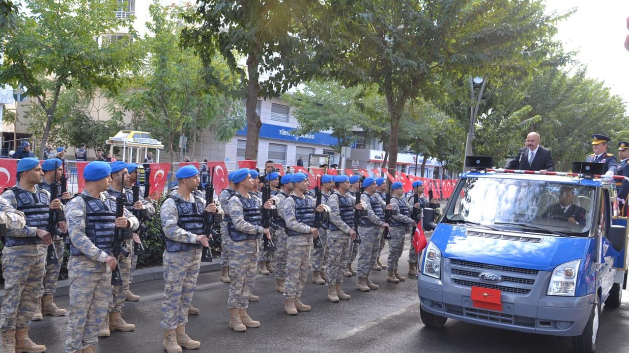 Batman'da 29 Ekim Cumhuriyet Bayramı'nın 102. Yılı Coşkuyla Kutlandı