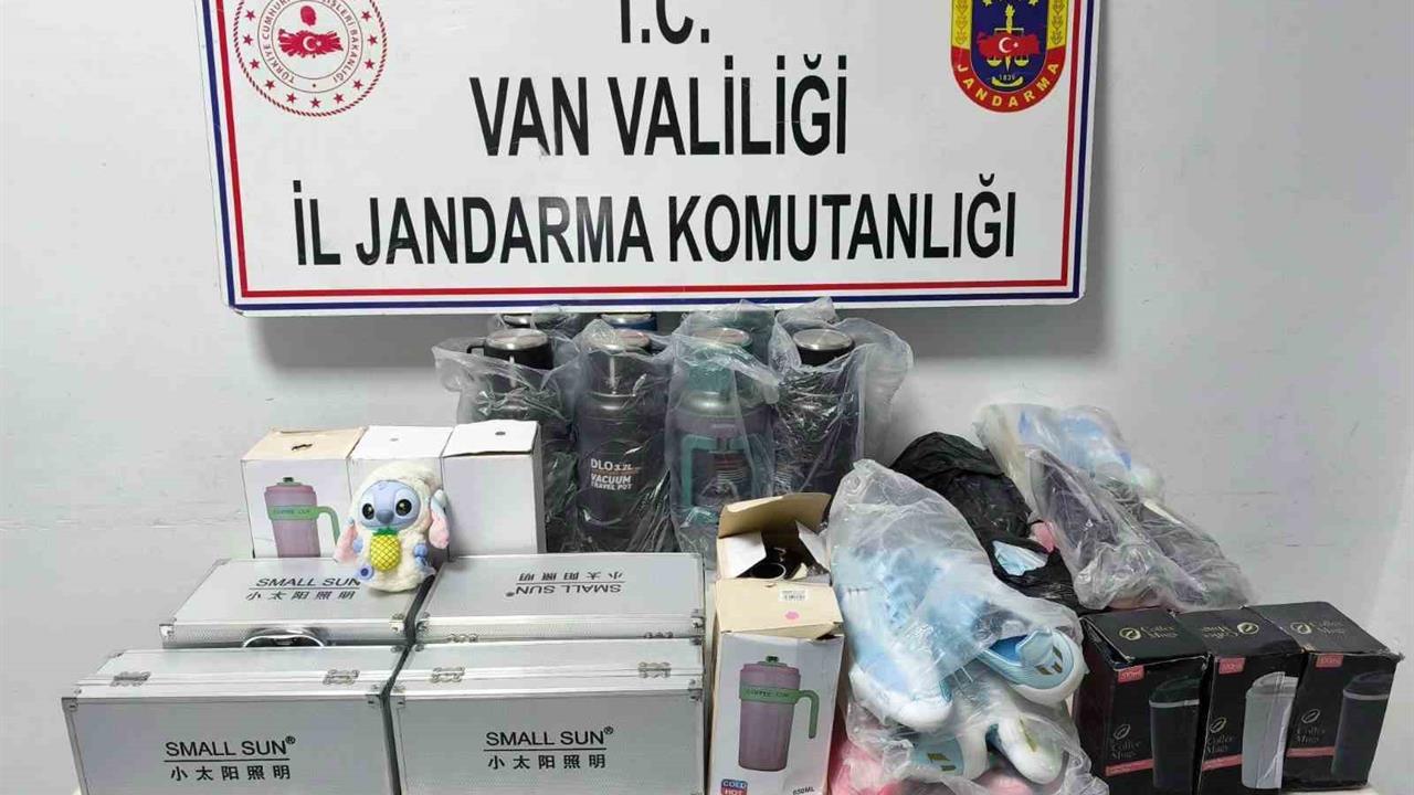 Van'da Jandarma, Gümrük Kaçakçılığına Yönelik Operasyon Düzenledi