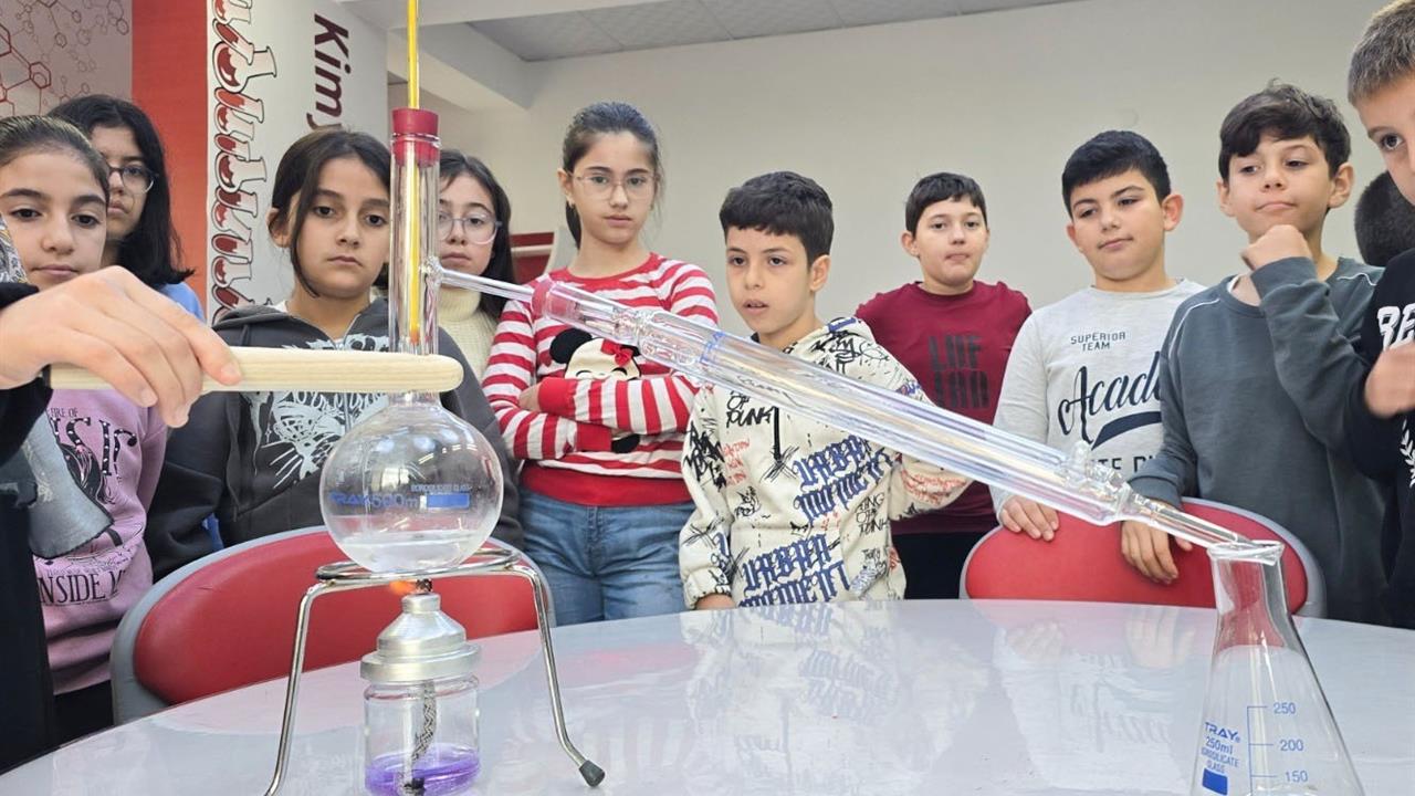 Samsun Canik'te 29 Ekim Cumhuriyet Bayramı Bilim ve Teknoloji Etkinlikleriyle Kutlandı