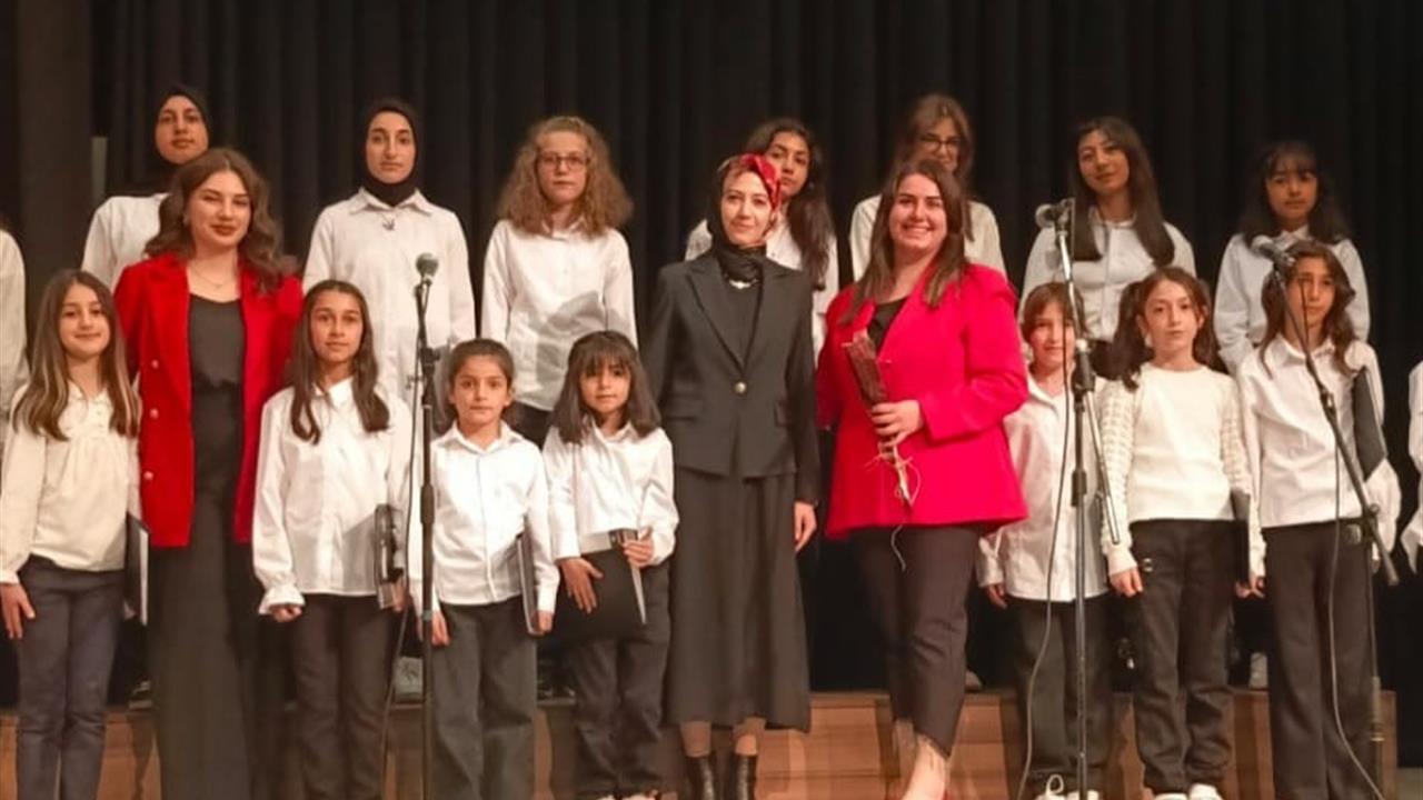 Erzurum Palandöken'de Aile Destek Merkezleri Cumhuriyet Bayramı'nı Kutladı