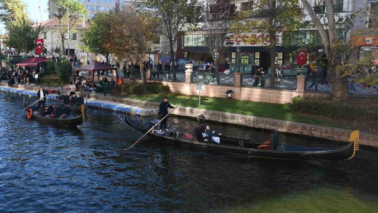 Cumhuriyet Bayramı'nda Eskişehir'e Gelen Turist Sayısı Artıyor