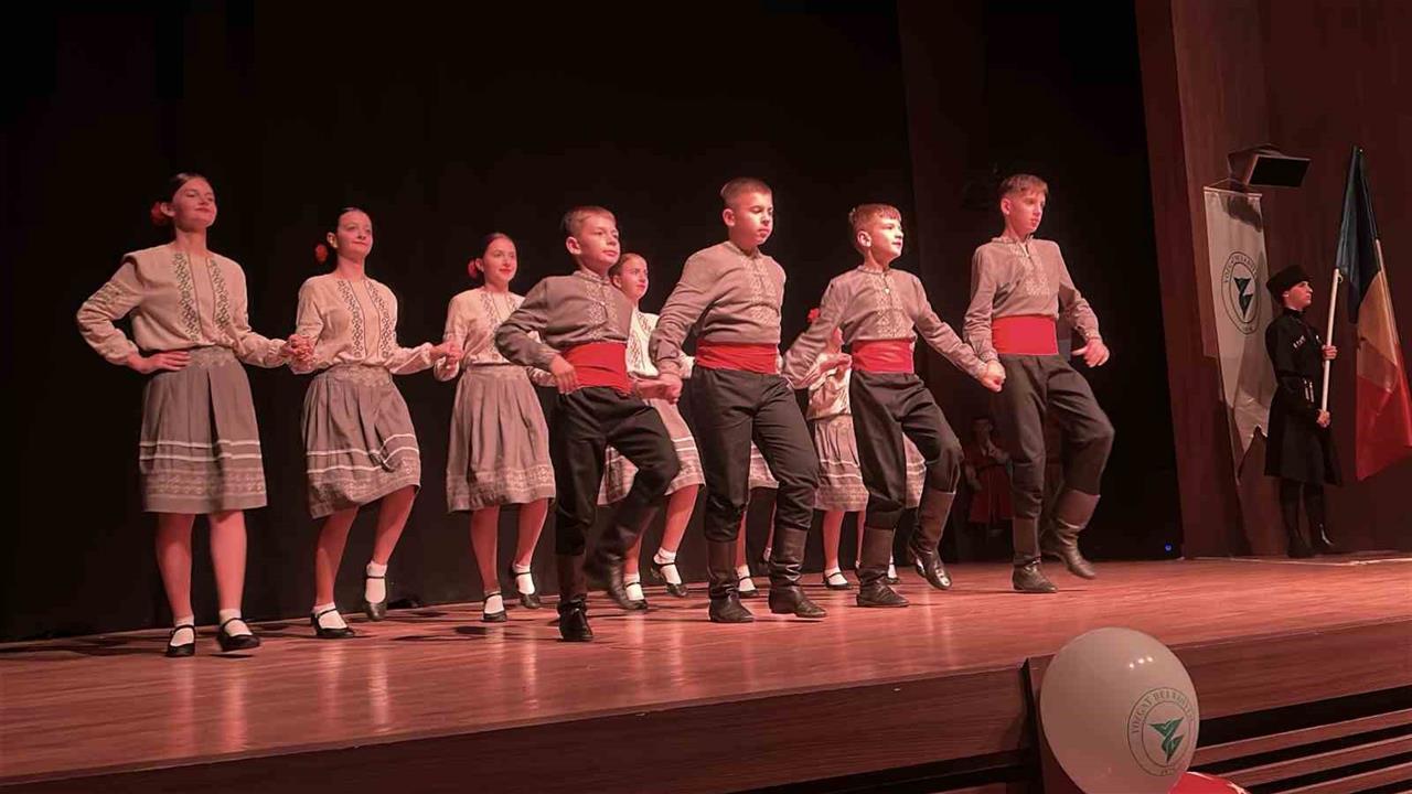 Yozgat'ta Yapılan 1. Uluslararası Halk Dansları Şenliği Başarıyla Sona Erdi