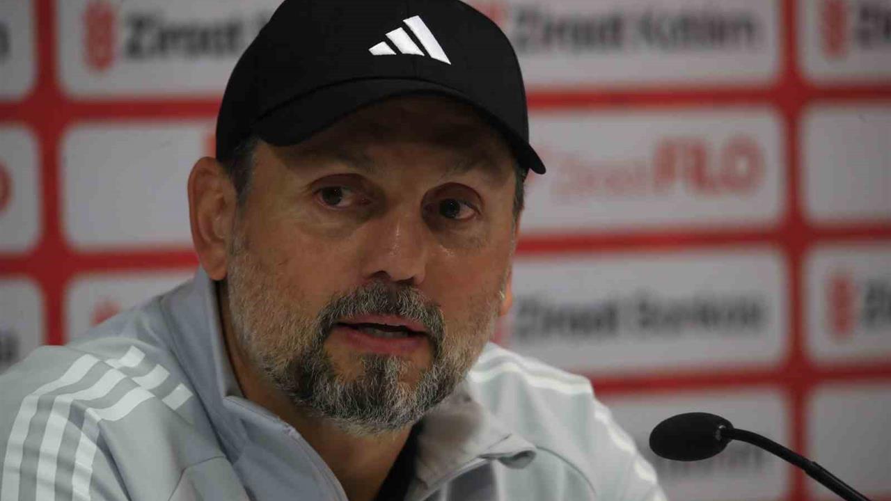 Antalya'da Erol Bulut, Ziraat Türkiye Kupası'nda Bursaspor'u 3-0 yenerek moral bulduklarını açıkladı.