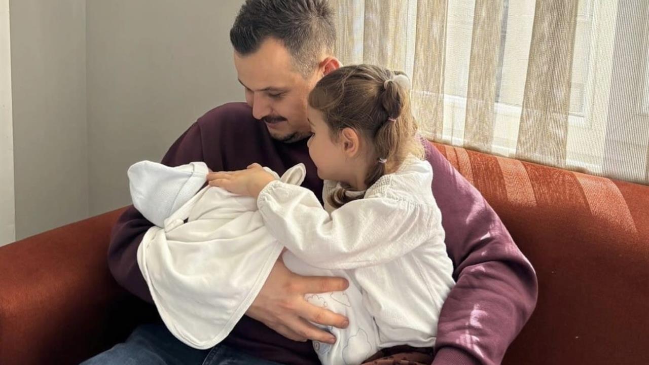 Zonguldak Ereğli'de 29 Ekim'de İkinci Çocukları Dünyaya Geldi