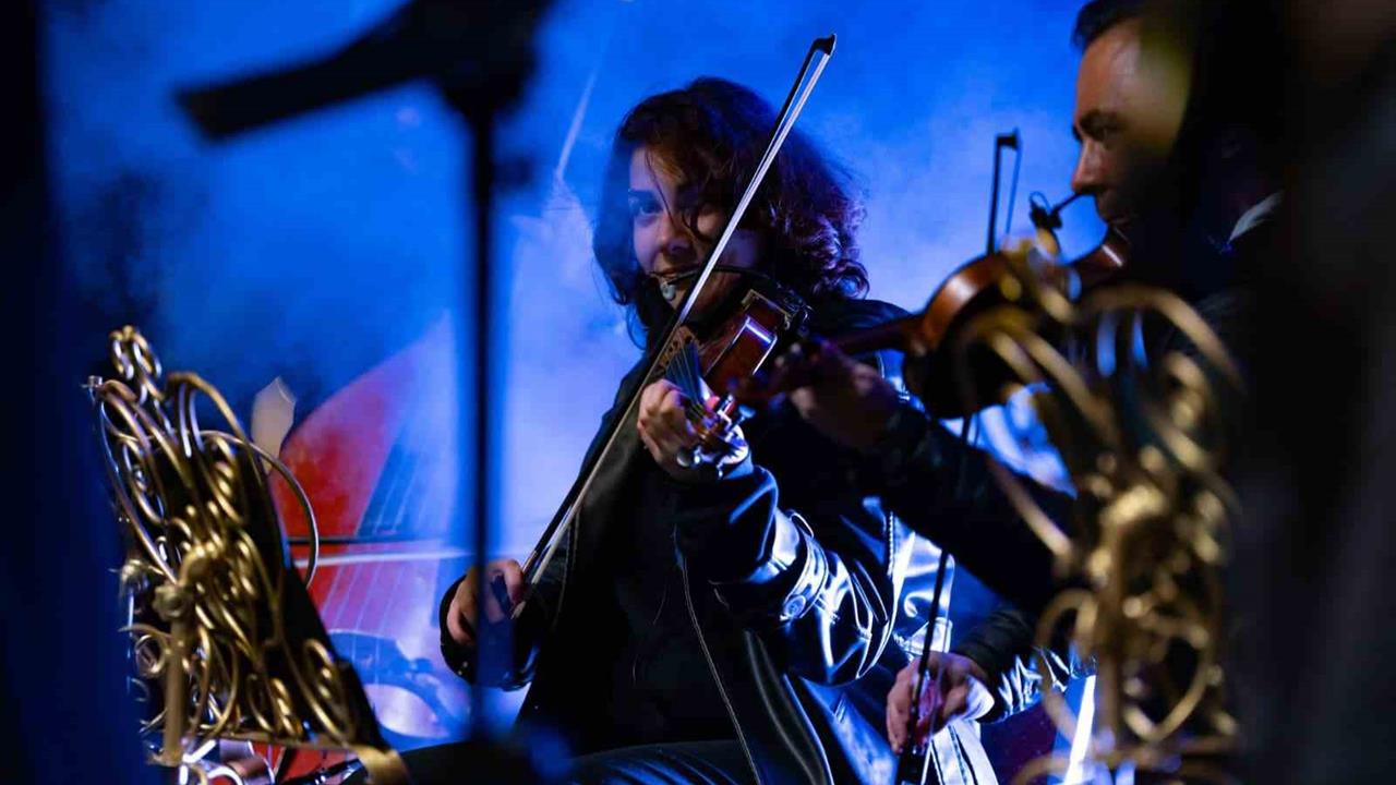 Gölbaşı'nda Cumhuriyet'in 102. Yılı Meşaleli Yürüyüşle Kutlandı