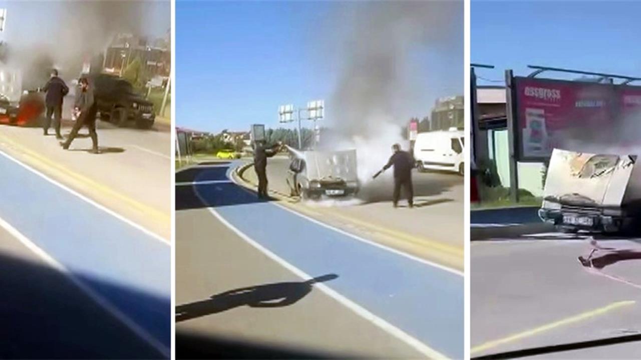 Sakarya Serdivan'da Seyir Halindeyken Alev Alan TOFAŞ Otomobil Kullanılamaz Hale Geldi