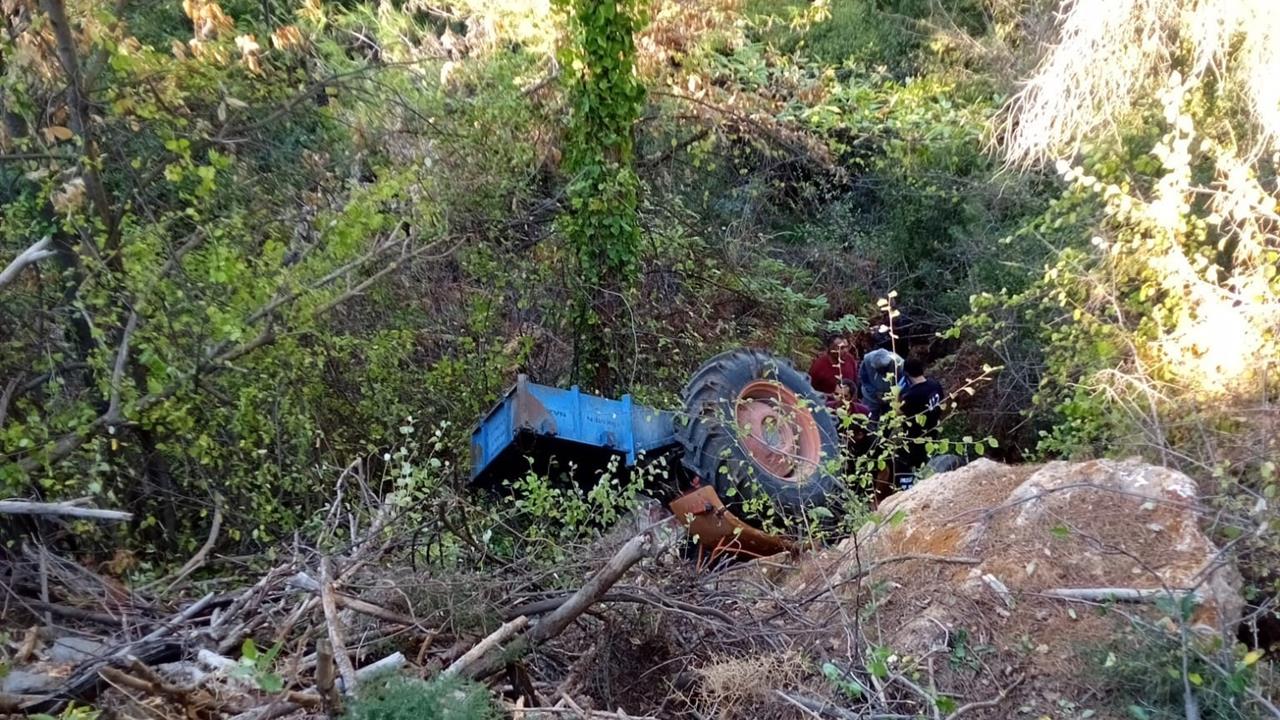 Aydın Bozdoğan'da Traktör Devrildi, Sürücü Hayatını Kaybetti