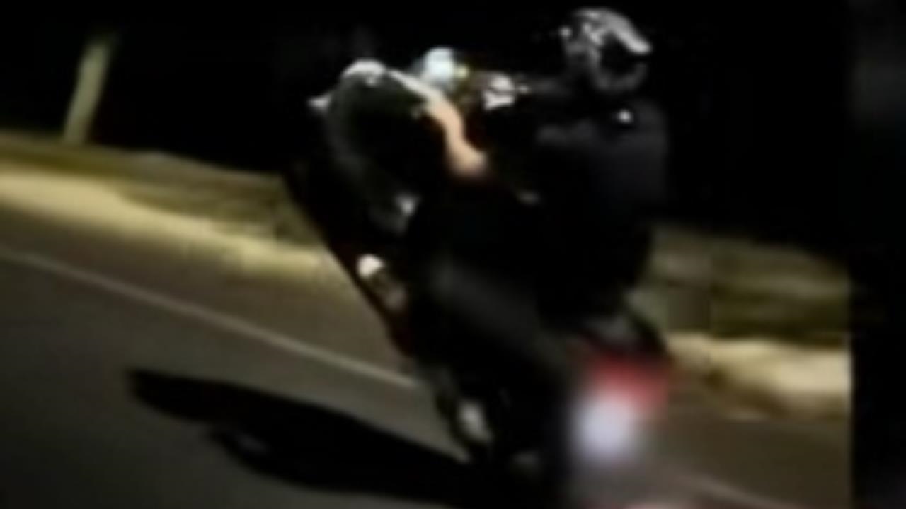 Tek Teker Motorsiklet Kullanan Sürücünun Ehliyetine ve Motorsikletine 60 Gün El Konuldu
