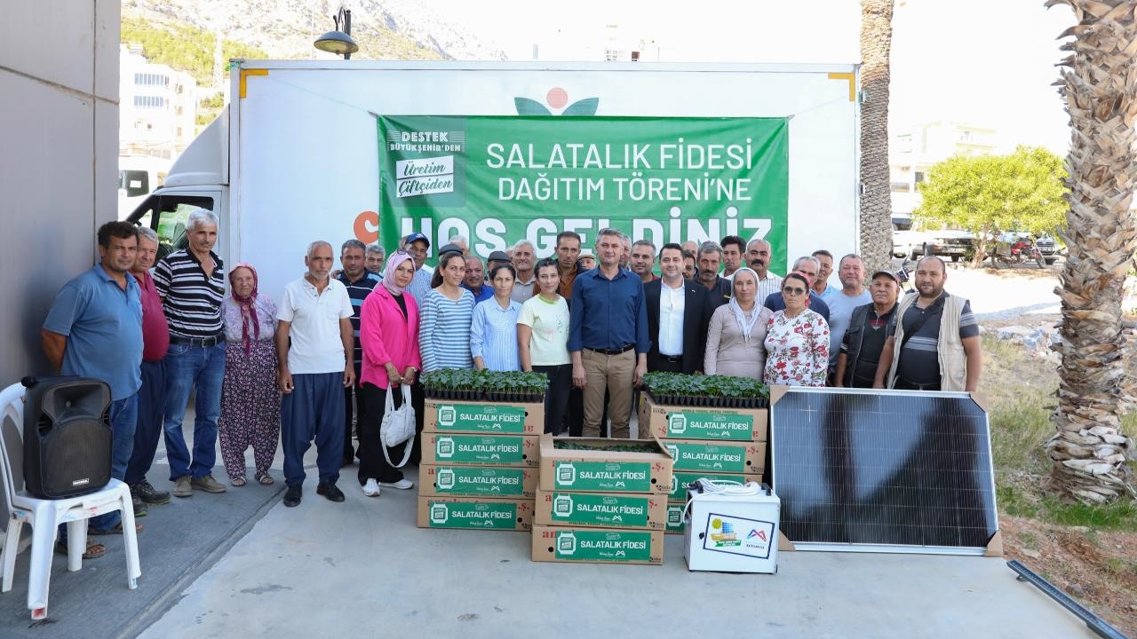 Başkan Kılıçarpa: "Büyükşehir Kaliteden Asla Ödün Vermez" Aydıncık Belediye Başkanı Özkan Kılıçarpa, Törende Yaptığı...